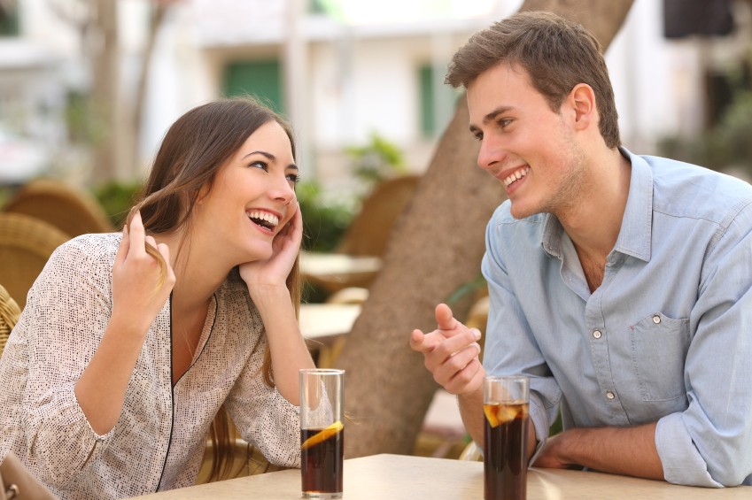 4 Witty Questions to Ask on Your First Date