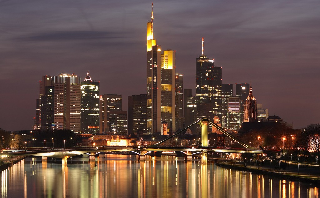 Discover Frankfurt am Main. Explore the best places to visit