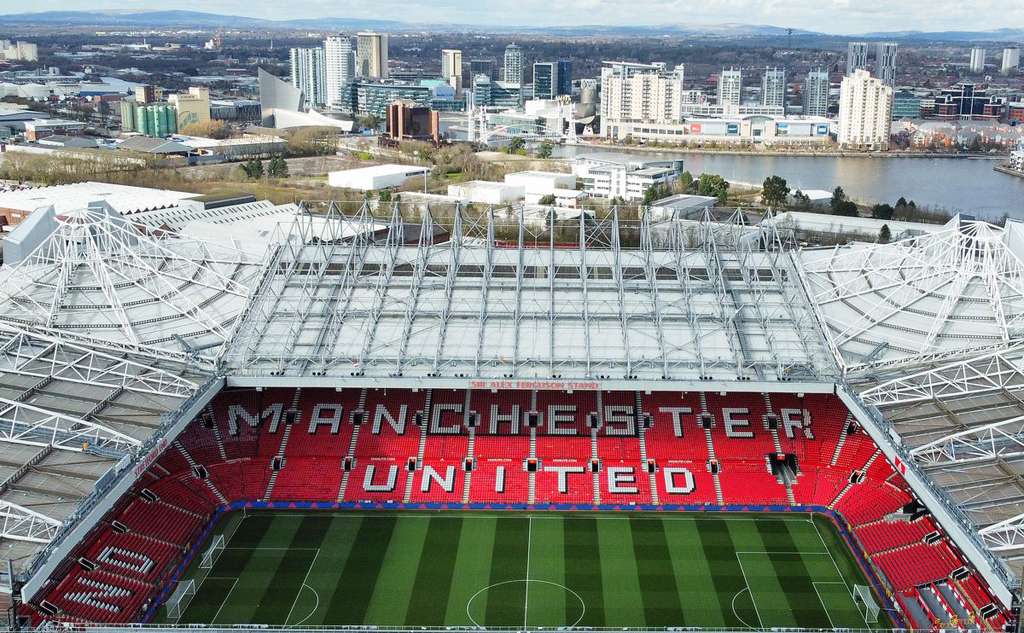 Discover Manchester. Manchester United and other places to visit